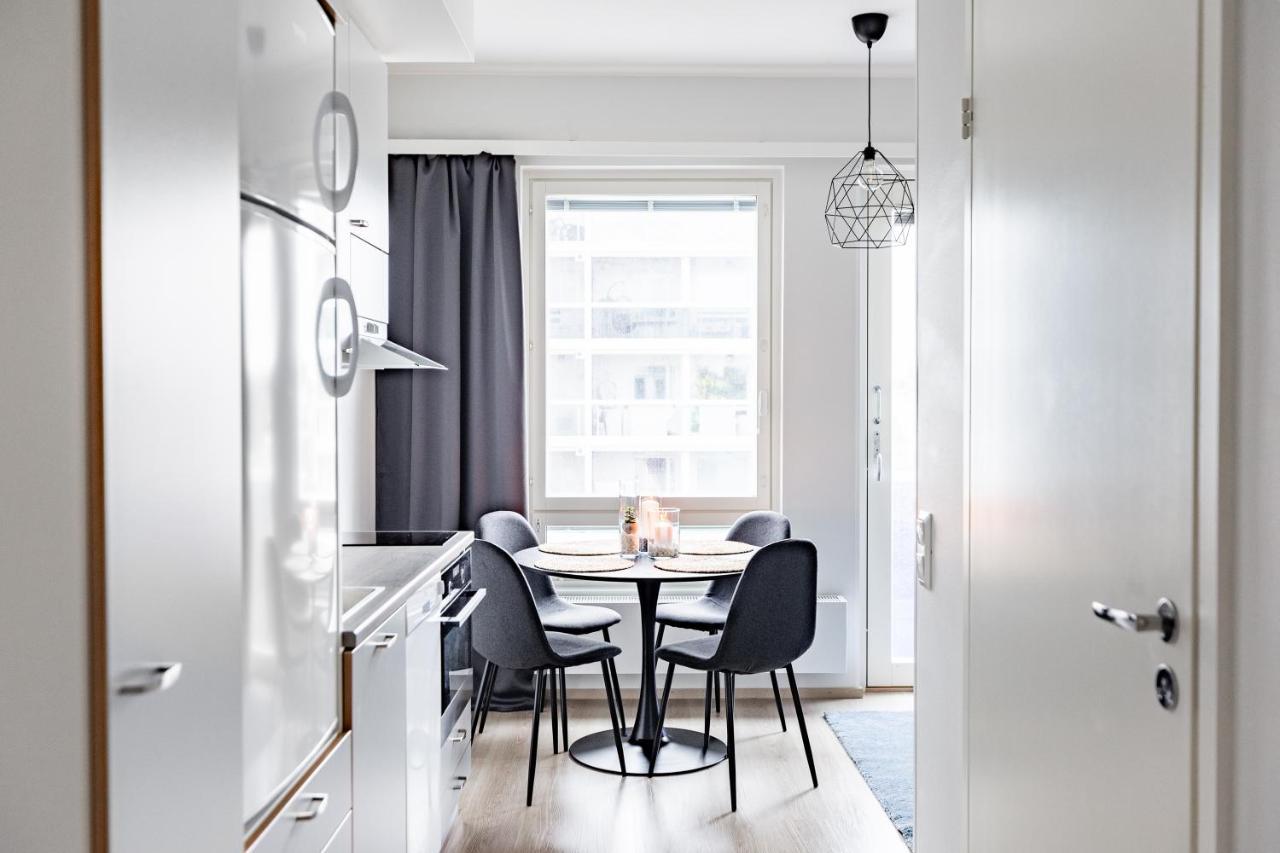 Arctic Blue City Suite Рованиеми Экстерьер фото